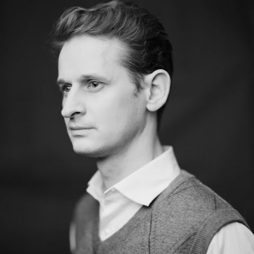 Greg Daniel Photo 40