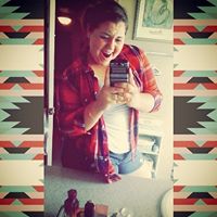 Stephanie Arnold Photo 38