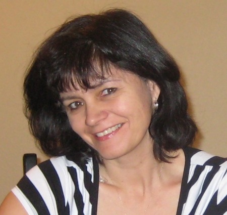 Alicia Gomez Photo 14