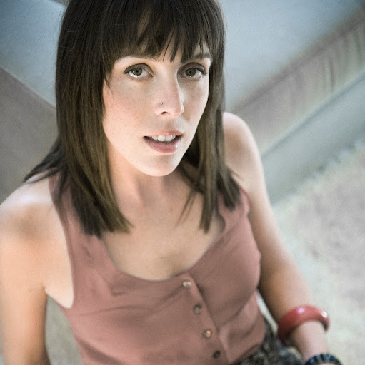 Jacqueline Woods Photo 12