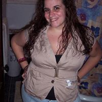 Holly Lee Photo 29