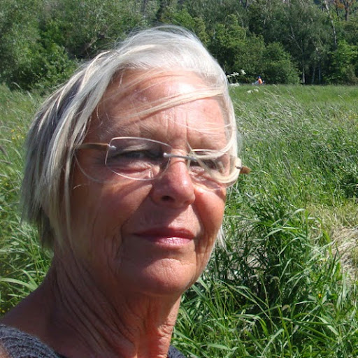 Christine Koch Photo 45