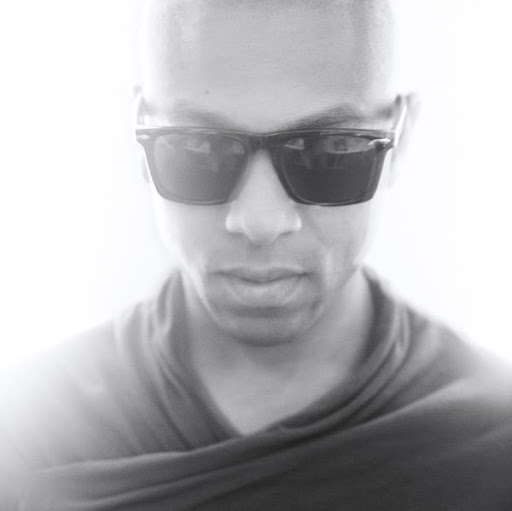 Collin Thompson Photo 27