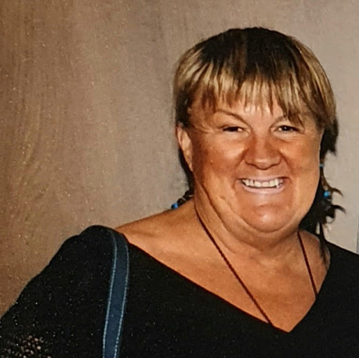 Julie Boyd Photo 27