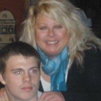 Kelly Johns Photo 18