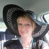 Renee Wells Photo 25