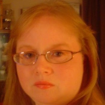 Julie Loomis Photo 12