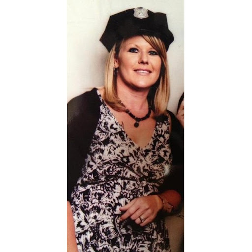 Rebecca Kelly Photo 10