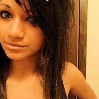 Claire Ryan Photo 33