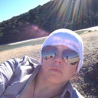 Naomi Walker Photo 17