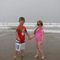 Jennifer Lindquist Photo 15