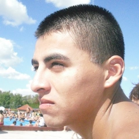 Adrian Saavedra Photo 7