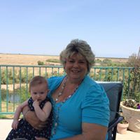 Melanie Myers Photo 11