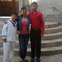 Frankie Vargas Photo 10