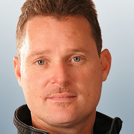 Chris Richards Photo 32