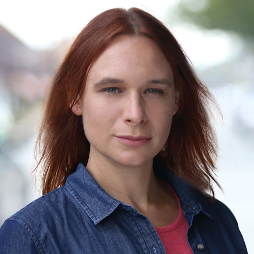 Victoria Stevens Photo 36