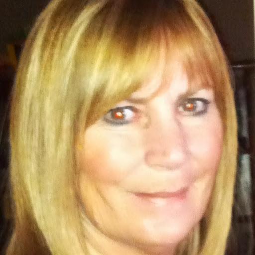 Jackie Currie Photo 32