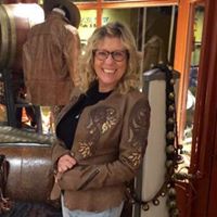 Kathleen Simmons Photo 13