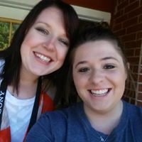 Lauren Rhoads Photo 17