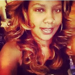 Danielle Kemp Photo 7