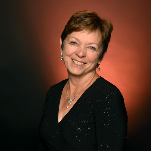 Christine Mueller Photo 19