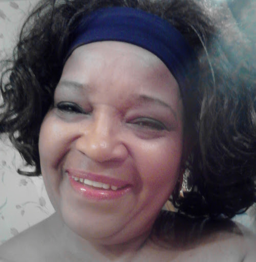 Linda Abrams Photo 23