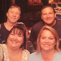 Lisa Hardy Photo 22