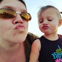 Julia Goodman Photo 38