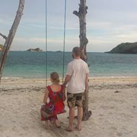 Julia Ingram Photo 20