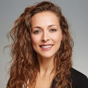 Diana Schultz Photo 20