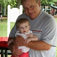 Rachel Garland Photo 24