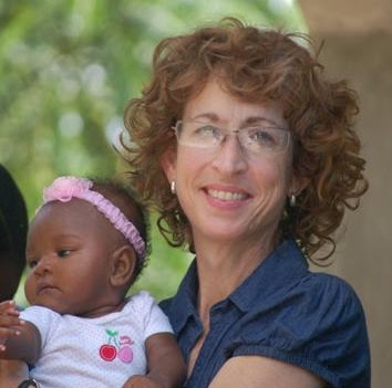 Elisabeth Kennedy Photo 17