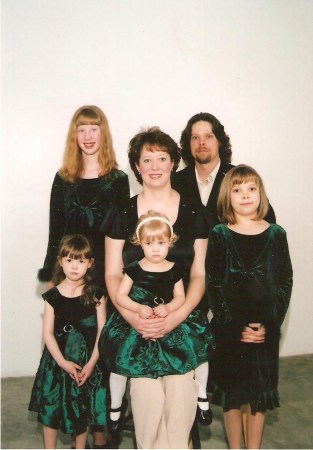 Kimberly Holland Photo 36