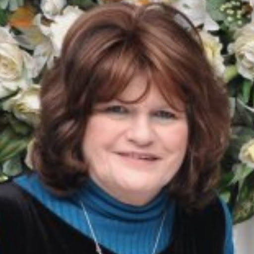 Ruth Benjamin Photo 28