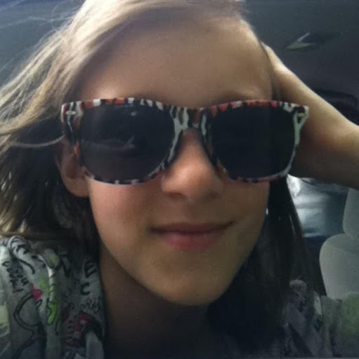 Sarah Phelps Photo 40
