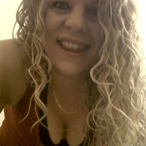 Aimee Howe Photo 5