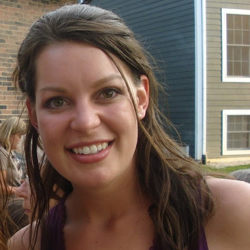 Jill Thomas Photo 30