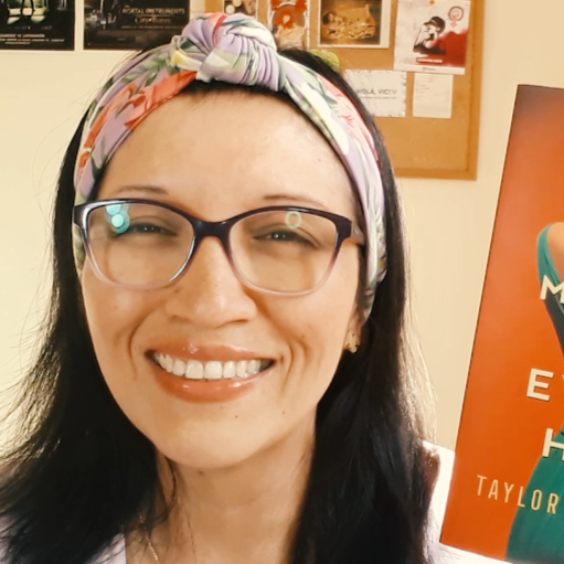 Victoria Delgado Photo 19