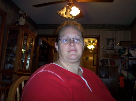 Tracy Metzger Photo 14