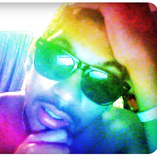 Phillip Fernandez Photo 33