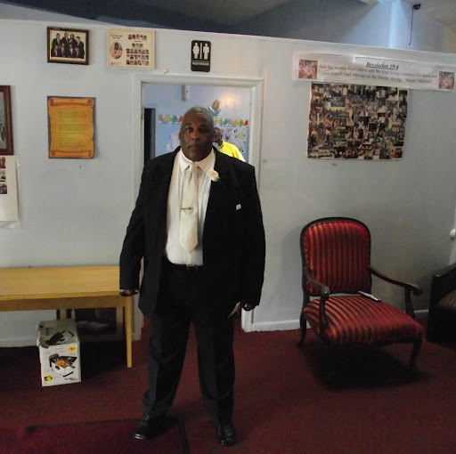 Steven Wylie Photo 8