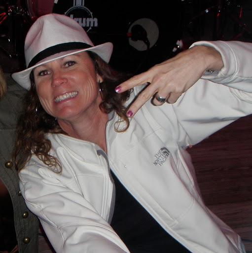 Kimberly Mathews Photo 32