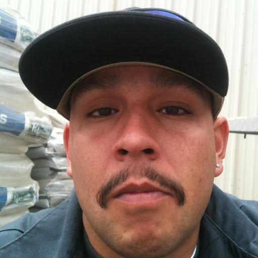 Robert Renteria Photo 44