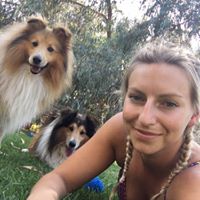 Stephanie Mcquinn Photo 3