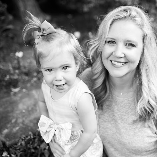 Martha Knight Photo 23