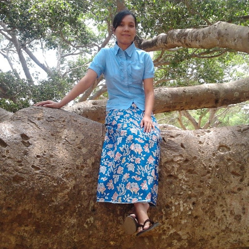 Yee Myint Photo 13
