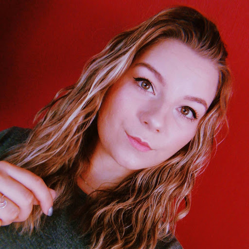 Theresa Fischer Photo 38