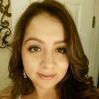 Adilene Hernandez Photo 16