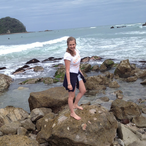 Bridget Gibson Photo 33