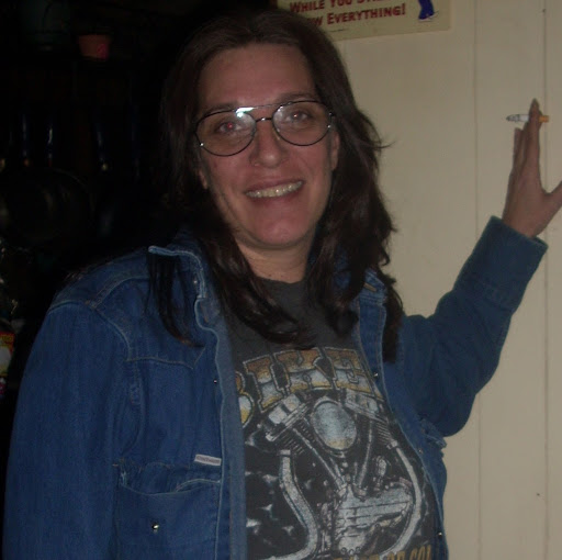 Linda Hall Photo 39